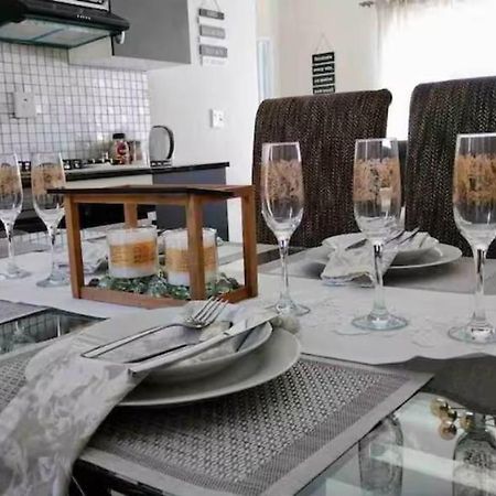 Evans Village - Apartments & Spa Johannesburg Esterno foto