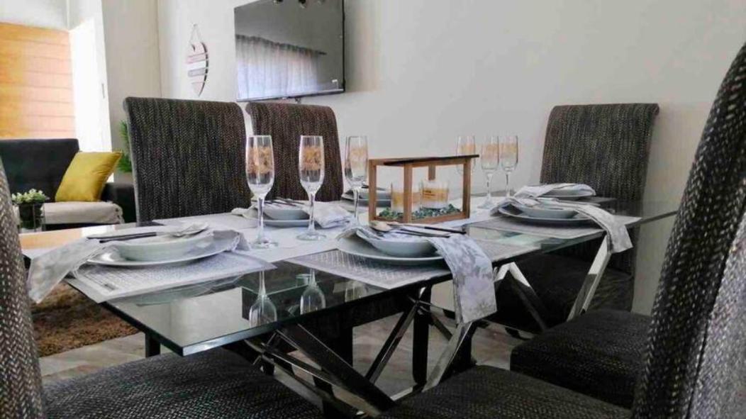Evans Village - Apartments & Spa Johannesburg Esterno foto