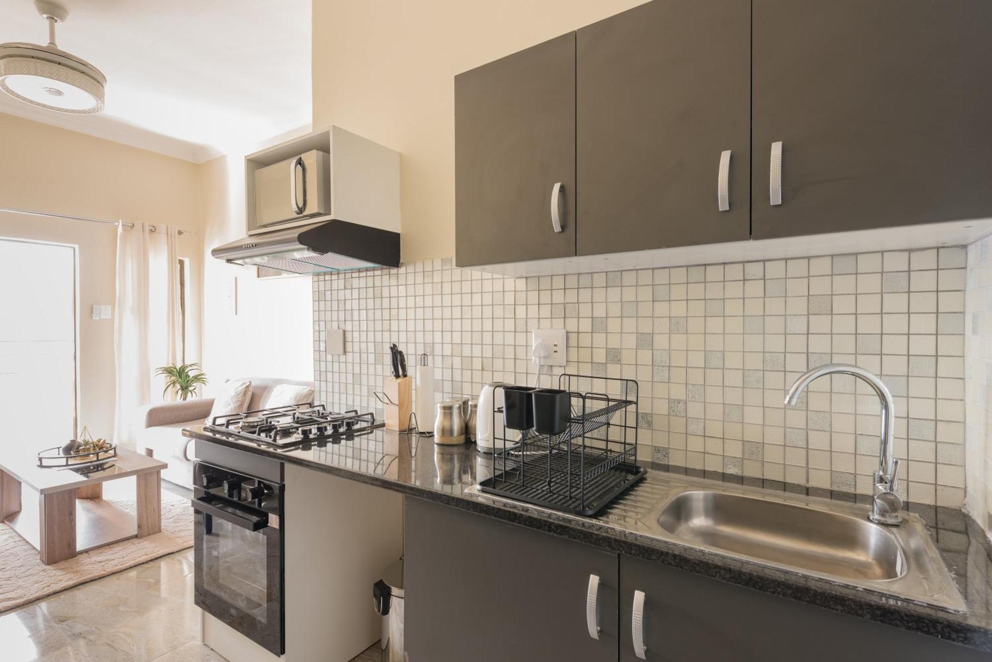 Evans Village - Apartments & Spa Johannesburg Esterno foto