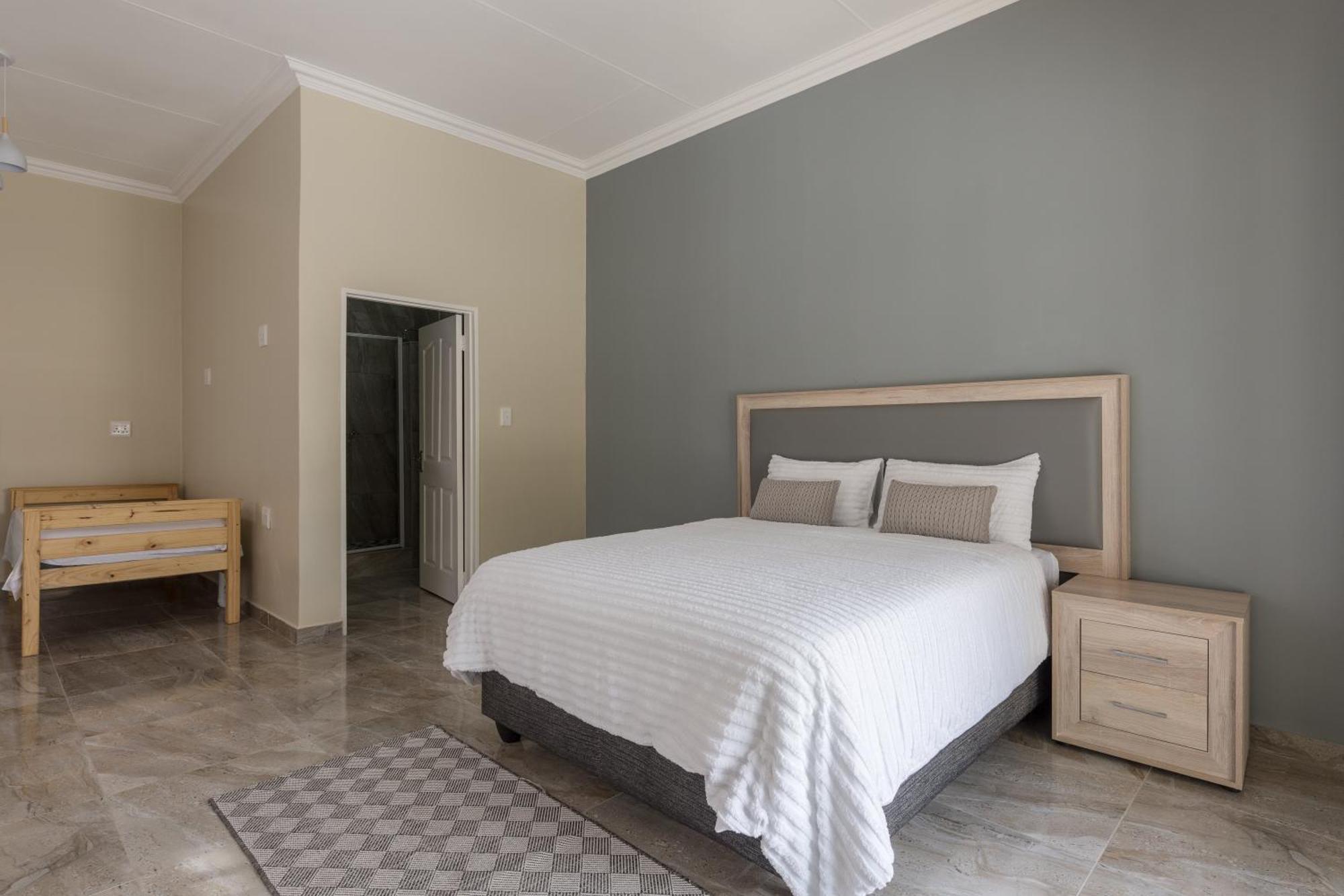 Evans Village - Apartments & Spa Johannesburg Esterno foto