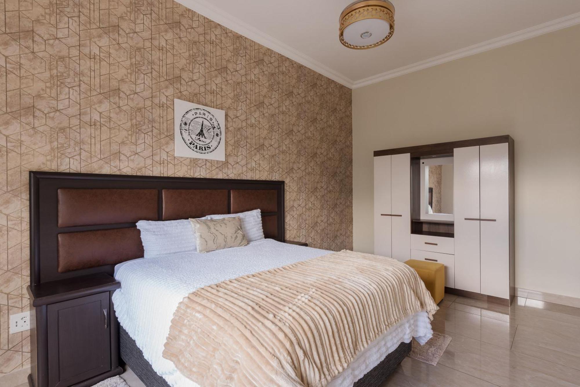 Evans Village - Apartments & Spa Johannesburg Esterno foto