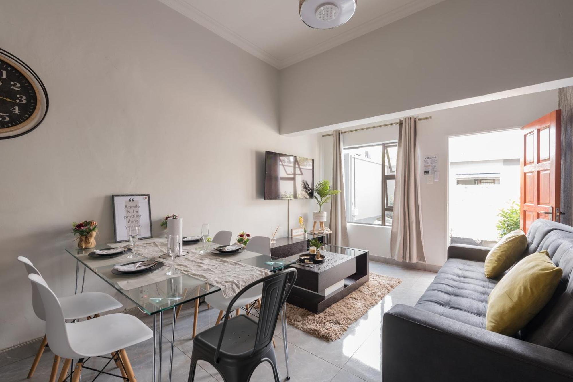 Evans Village - Apartments & Spa Johannesburg Esterno foto